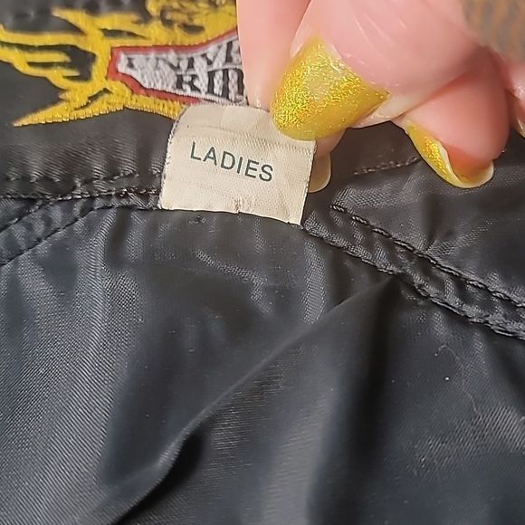 REAL Women's Biker Vest Cut with Patches & Pins from Wild Fire HOG Villa Park IL - Picture 16 of 16